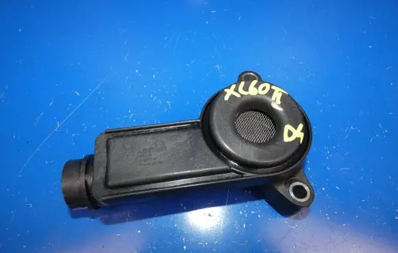 Volvo XC60 Oil sump strainer pipe 31321050