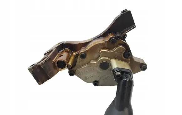 Audi A3 S3 8P Oil pump 