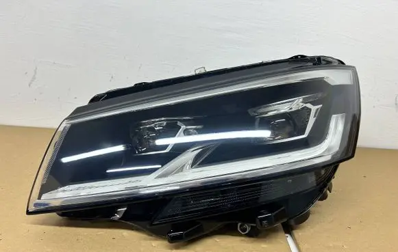 Volkswagen Multivan T6 Headlight/headlamp 7l1941035a