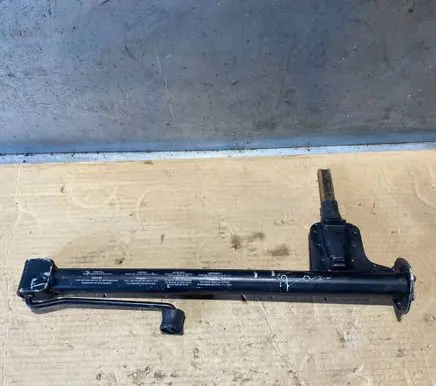 Mercedes-Benz E W124 Lift Jack 1245830115