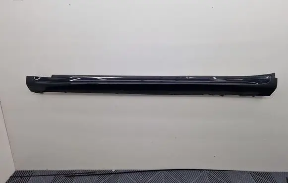 Porsche Macan (95B) Sill 95B854883A