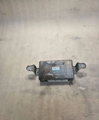 Mitsubishi Pajero ABS control unit/module MB863941 X2T30577