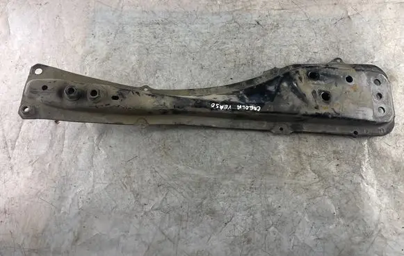 Toyota Corolla Verso AR10 Front subframe