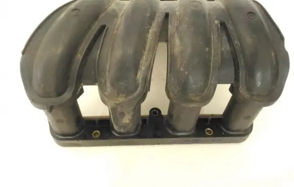 Nissan Note (E11) Intake manifold