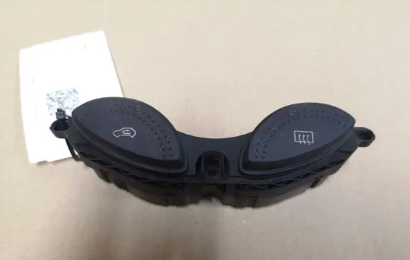 Ford Focus Windscreen/window heater switch 98AG180621