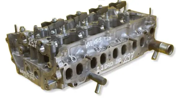 Toyota Avensis T250 Engine head 297