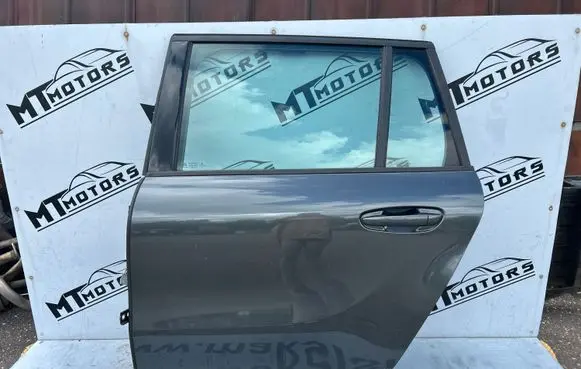Citroen C4 II Picasso Rear door