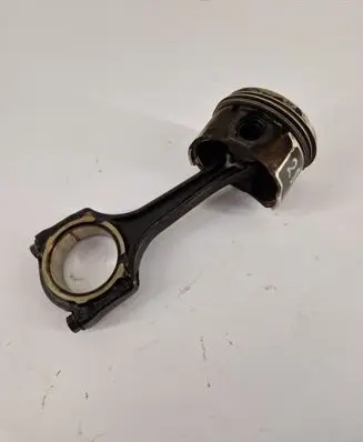 Lancia Delta III Piston 