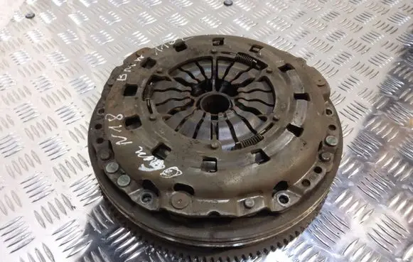 BMW 1 E81 E87 Clutch set kit 21217560204 6C29