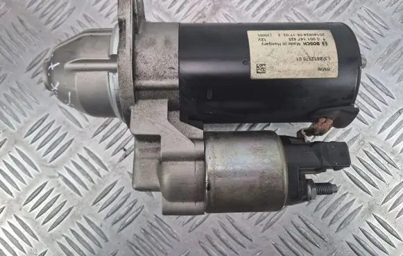 BMW 4 F32 F33 Starter motor 8612576 0001147425