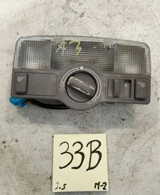 Audi A3 S3 8L Front seat light 8D0947111A
