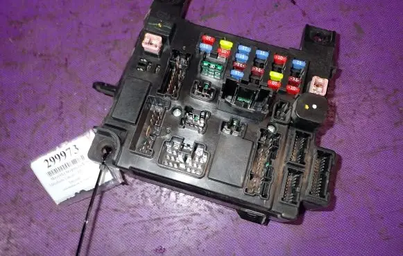 Mitsubishi Lancer VIII Fuse box set 8637A653