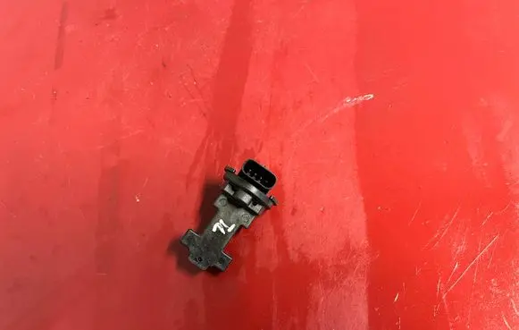 Chrysler Town u0026 Country V Camshaft position sensor 05149141AF