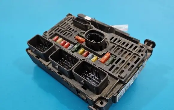 Peugeot 407 Central body control module 9661682580 IMPRK1585646