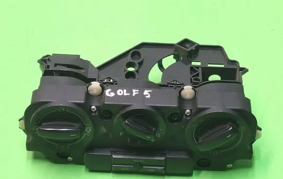 Volkswagen Golf V Climate control unit