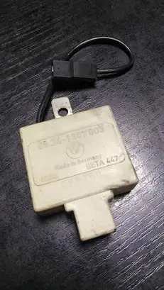 BMW 3 E36 Antenna control unit 1387803
