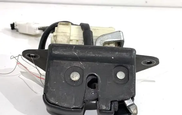 Alfa Romeo 159 Tailgate exterior lock 