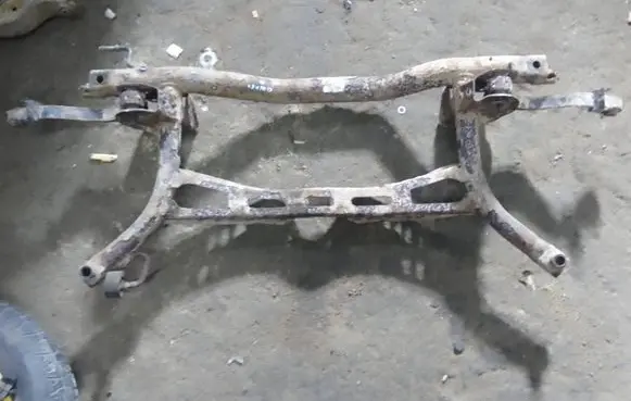 Volkswagen Golf Plus Rear subframe 