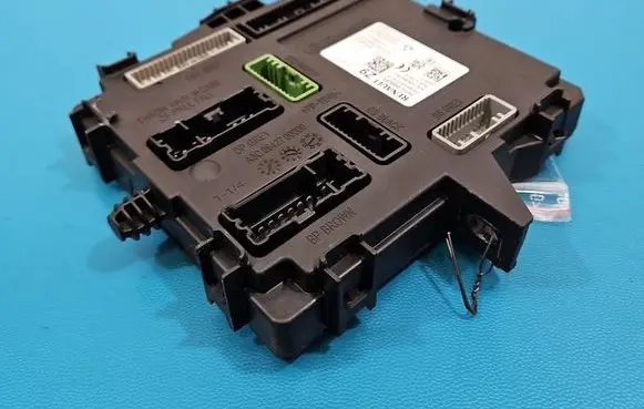 Dacia Duster III Central body control module 284B29663R IMPRK1569700