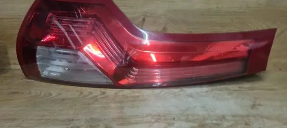 Rear/tail lights