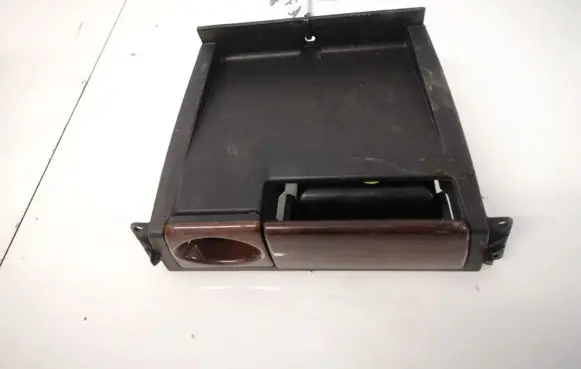 Car ashtray