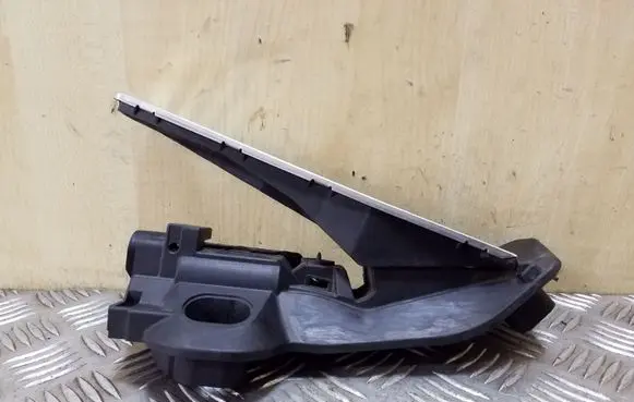 Audi TT TTS Mk2 Accelerator throttle pedal 1K2721503L