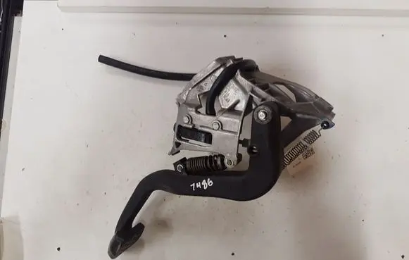 BMW 3 F30 F35 F31 Pedal assembly 3500686064401 678711710