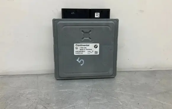 BMW 5 E60 E61 Engine control unit/module 7602220 5WK91142 DMEMSY800