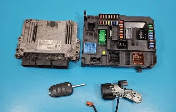 Citroen C-Elysée Engine control unit/module ECU 0281019819 IMPRK1539004