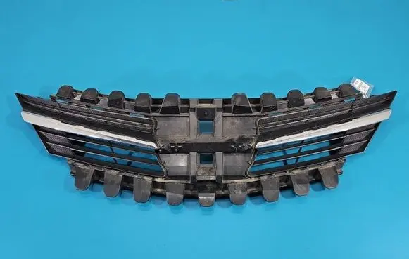 Toyota Verso Front bumper upper radiator grill 531110F060 IMPRK1583854
