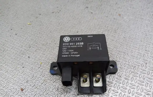 Volkswagen Touareg I Other relay 2D0951253B