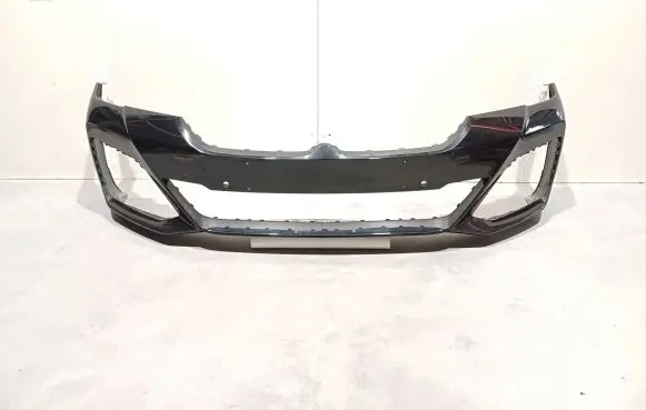 BMW 5 G30 G31 Front bumper 51118098644 51118098674