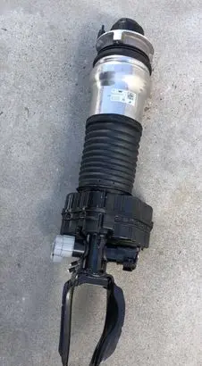 Porsche Cayenne (9Y0 9Y3) Front shock absorber/damper 9Y4616040B 10072025 HAF0413006K