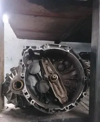 Mini One - Cooper Coupe R56 Manual 5 speed gearbox 7568717-02