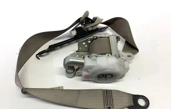 Toyota RAV 4 (XA30) Front seatbelt