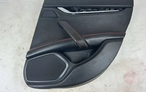 Maserati Ghibli Rear door card panel trim 06700201340