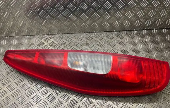 Mitsubishi Colt Rear/tail lights