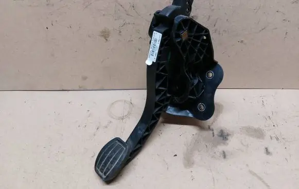 Peugeot 308 Clutch pedal 9676728880 9674259580