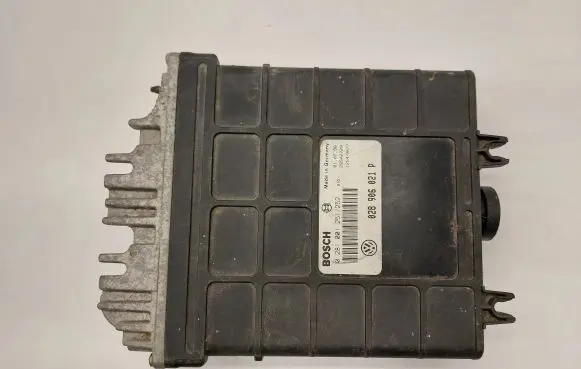 Volkswagen PASSAT B7 Engine control unit/module 028906021P 28SA2729 0281001251