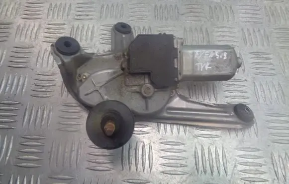 Toyota Avensis T250 Wiper motor