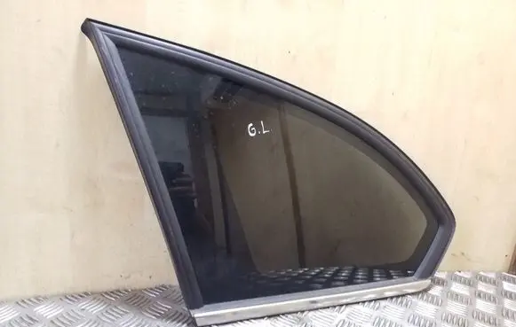 Chevrolet Captiva Rear side window