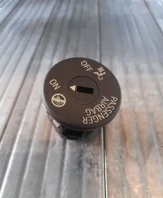 BMW 3 F30 F35 F31 Passenger airbag on/off switch 9326501 6131