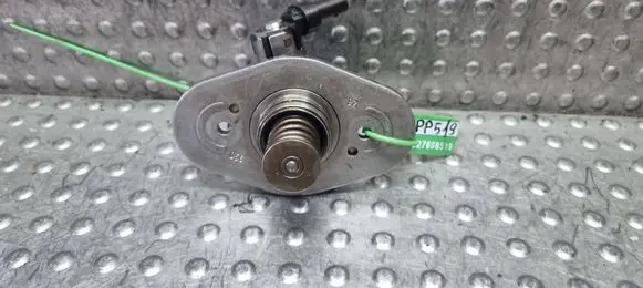 BMW 1 F40 Mechanical fuel pump S27698519 0261520521