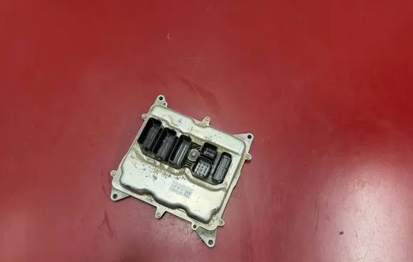 BMW X3 F25 Engine control unit/module 8631689 0261S10548