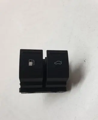 Volkswagen Touareg I Fuel tank opening switch 7L6959903