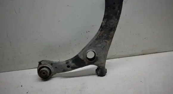 Front lower control arm/wishbone
