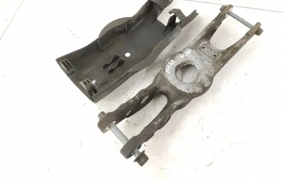 Mercedes-Benz E W213 Rear control arm 2053523300 2133520800