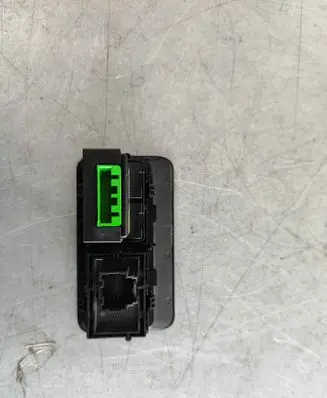 Jaguar XF X260 Tailgate opening switch T2H17186