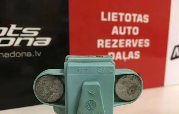 Audi A6 S6 C6 4F Airbag deployment crash/impact sensor 4F0955557