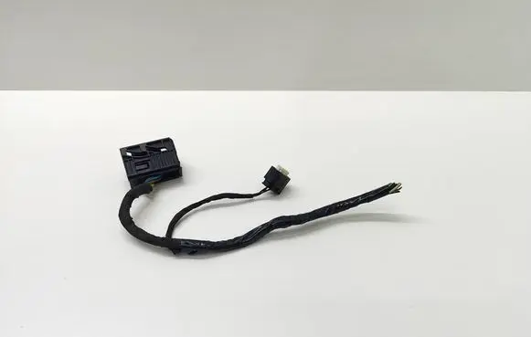 BMW 5 E60 E61 Headlight/headlamp wiring loom/harness 8352566 963611 9636111